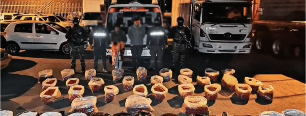 Ecuador incauta material explosivo para «actos terroristas» en Colombia