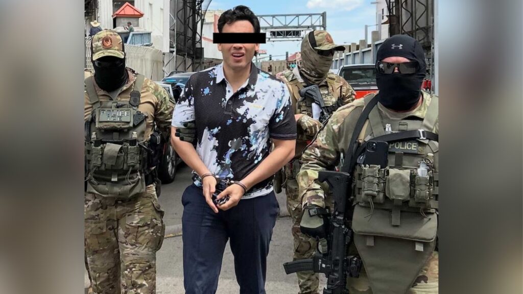 Julio César Chávez Jr. ya fue deportado a México y está encerrado en penal de Sonora