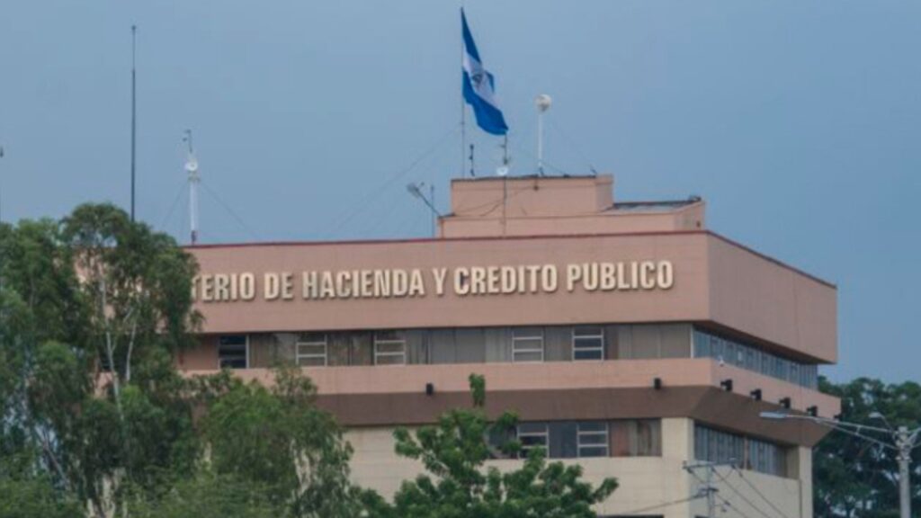 Ratifican a Óscar Mojica como ministro de Hacienda y asume como representante del régimen ante tres bancos internacionales