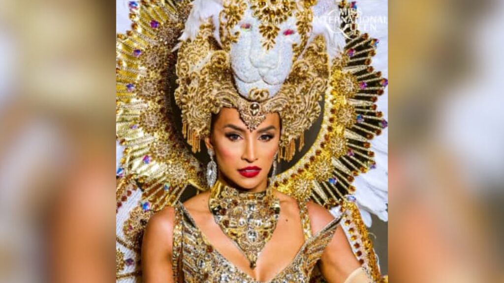 La nicaragüense Tiffany Colleman brilla en el top 12 de Miss International Queen 2025