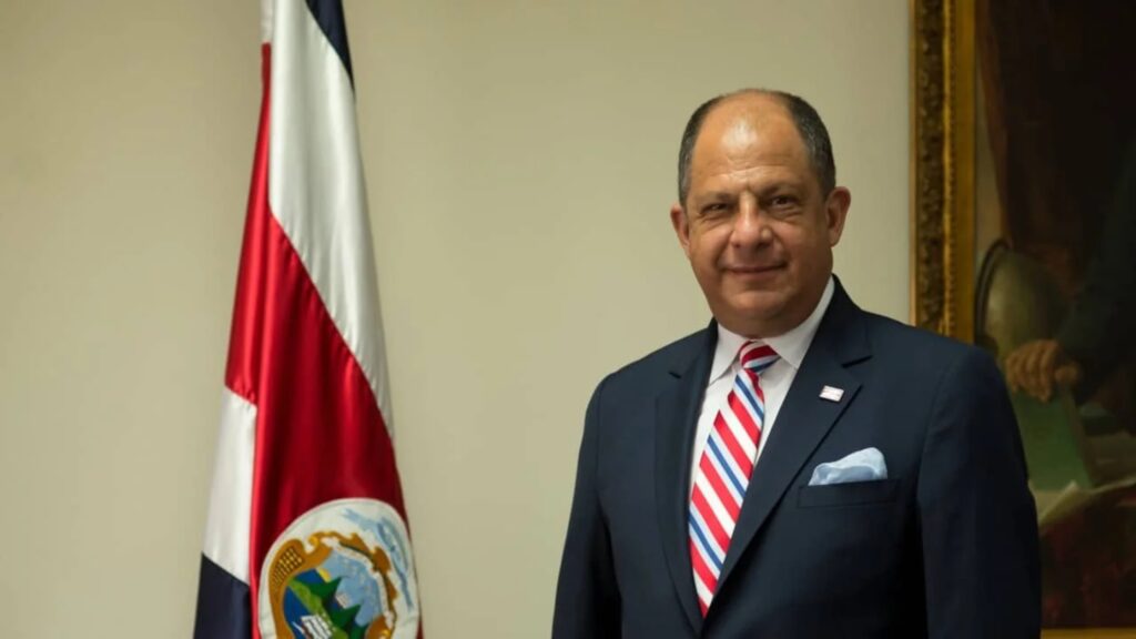 Luis Guillermo Solís respalda informe del GHREN y pide acción internacional contra Ortega