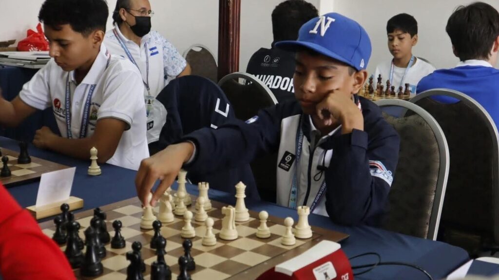 Adolescente Michael Berríos gana oro para Nicaragua en los Juegos CODICADER 2025