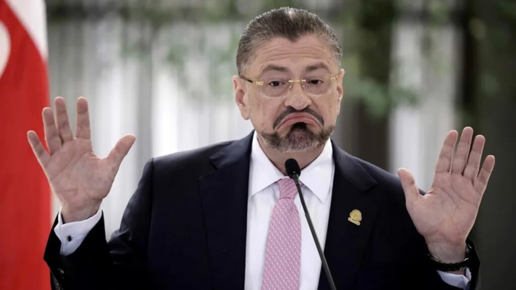 Tribunal Electoral de Costa Rica pide retirar la inmunidad al presidente Rodrigo Chaves
