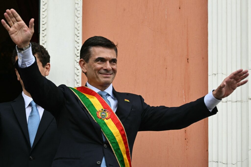 Rodrigo Paz asume la presidencia de Bolivia y restablecerá relaciones con EEUU