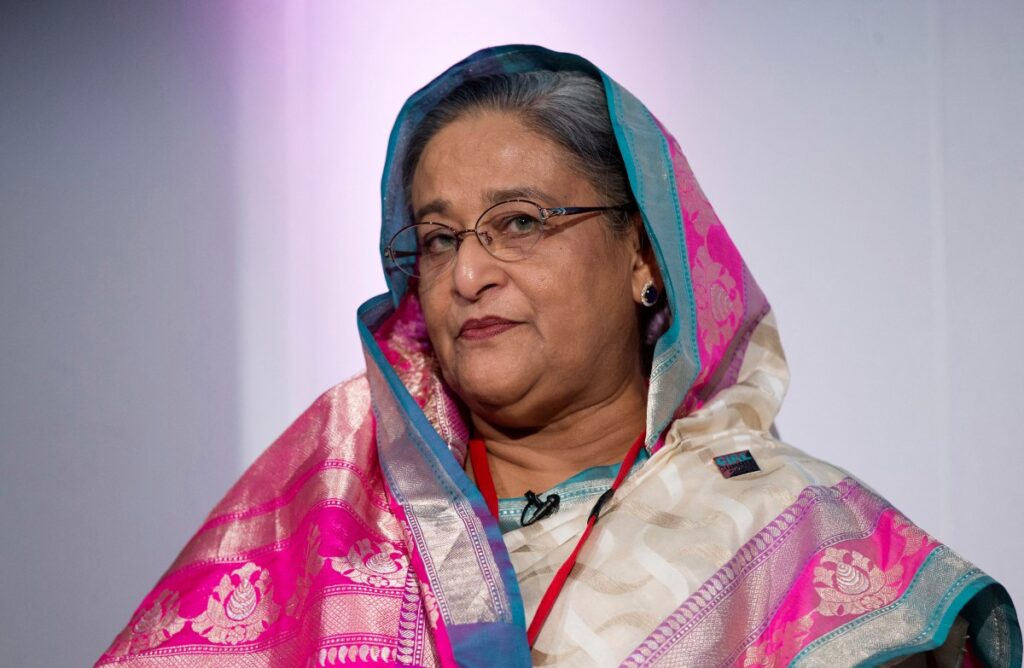 Bangladés dicta pena de muerte para exprimera ministra por represión de disturbios de 2024
