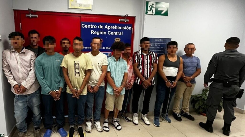 Costa Rica deporta a 21 nicaragüenses que se encontraban en el país de manera irregular