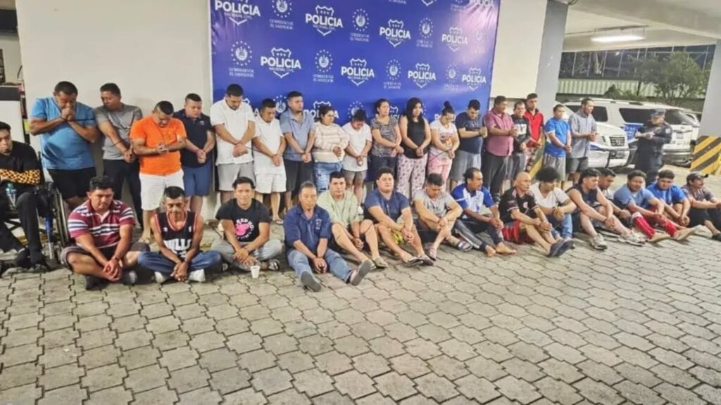 Desarticulan red de 44 ladrones en El Salvador: 14 nicaragüenses fingían ser turistas para robar