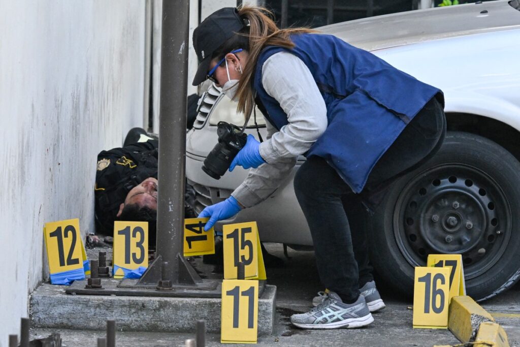Pandilleros matan a 7 policías en Guatemala tras represión de motines carcelarios