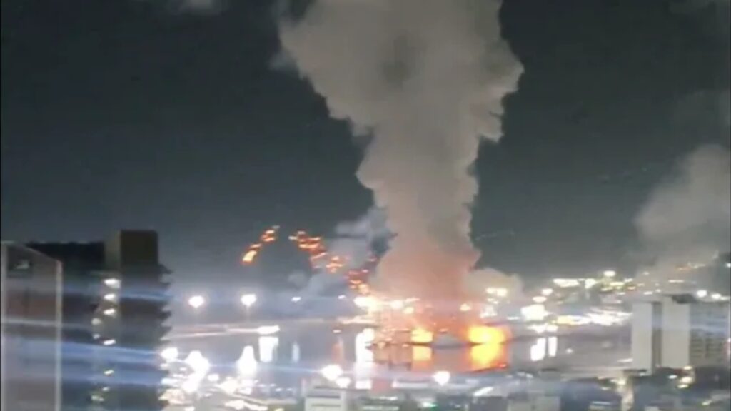 Aviones bombardean al menos cinco puntos en Venezuela durante la madrugada de este tres de enero
