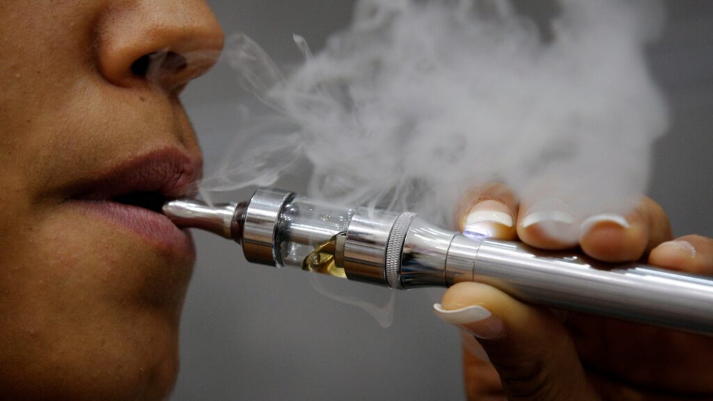 Dictadura de Ortega ratifica prohibición total de cigarrillos electrónicos en Nicaragua
