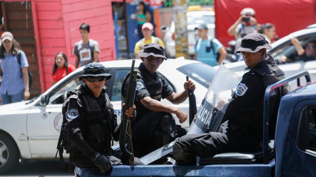 60 personas detenidas en Nicaragua por expresar apoyo a la captura de Nicolás Maduro, denuncia Monitoreo Azul y Blanco
