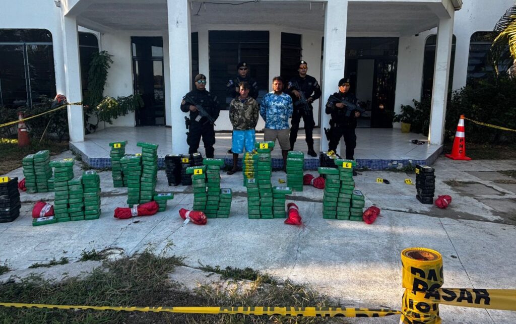 Autoridades de El Salvador incautan cargamento de droga y aseguran que provenía de Nicaragua