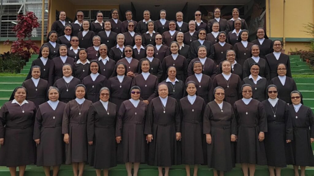Denuncian expulsión de Nicaragua de religiosas capuchinas que servían a indígenas en Totogalpa