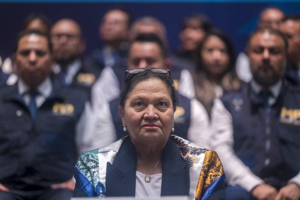 Expertos de la ONU vinculan a fiscal de Guatemala con adopciones ilegales