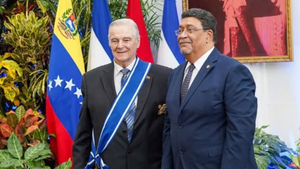 Dictadura asegura refugio legal a la familia de exembajador venezolano en Nicaragua