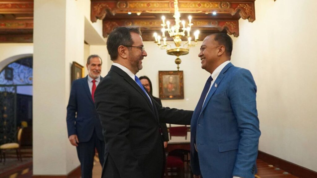 Venezuela recibe las cartas de estilo del nuevo embajador de Ortega