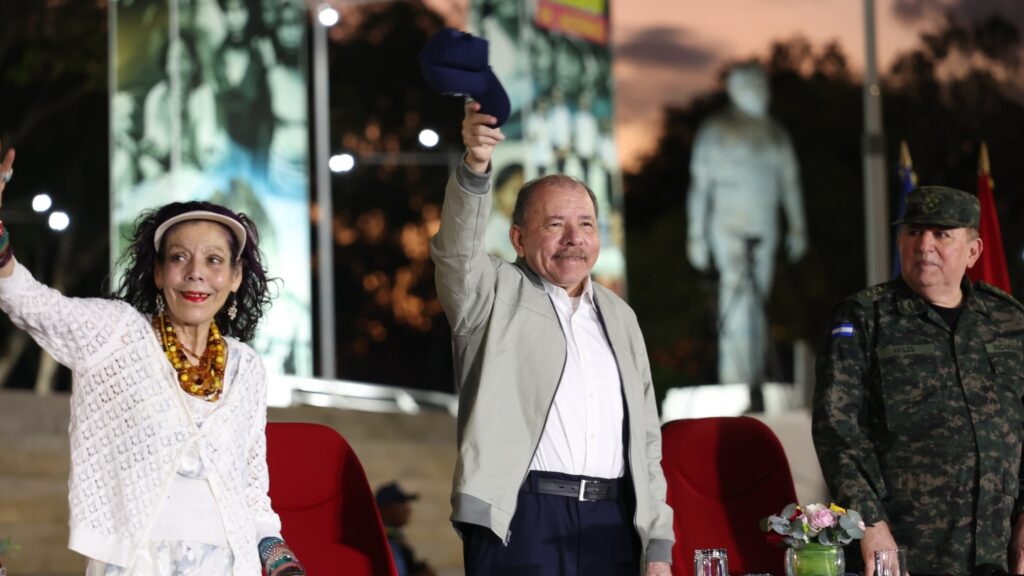 Ortega se desbocó contra el presidente Donald Trump, lo llama «desquiciado» y «asesino»