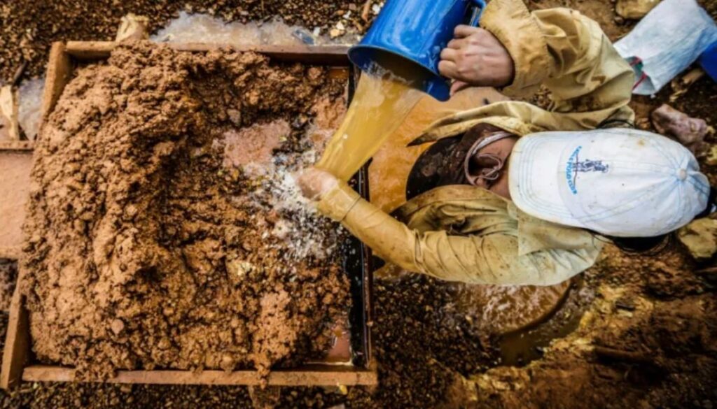 Entregan más de 14 mil hectáreas a concesionaria china para explotar minerales en territorios indígenas de Nicaragua
