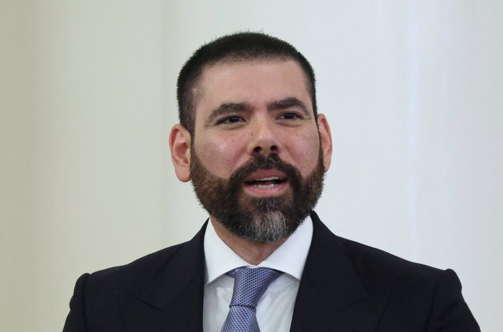 Amplían poderes a Laureano Ortega: usurpará funciones de canciller para firmar acuerdo con Rusia