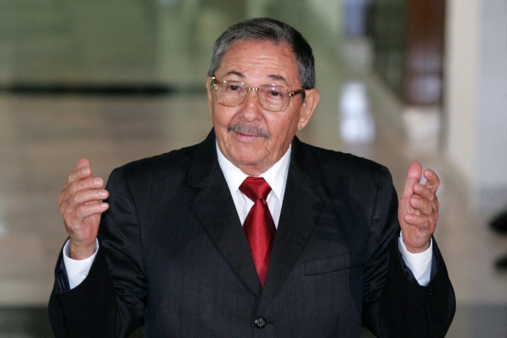 EEUU inculpa a expresidente cubano Raúl Castro por derribo de dos avionetas en 1996