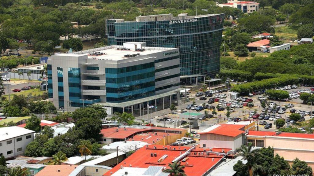 Alcaldía de Managua avisa cierre de vía en sector de Invercasa por riesgo de derrumbe