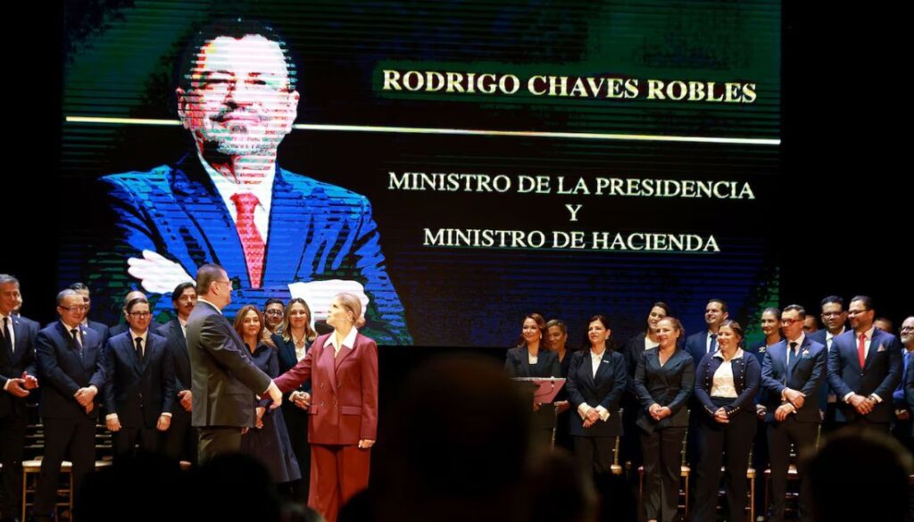 De presidente a superministro: los cargos que ocupará Rodrigo Chaves al terminar su mandato en Costa Rica