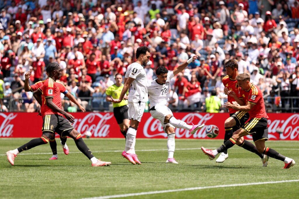 Bélgica salva un empate 1-1 con Egipto en su debut en el Mundial