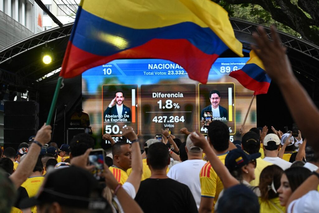 Abelardo de la Espriella toma ventaja en la segunda vuelta en Colombia