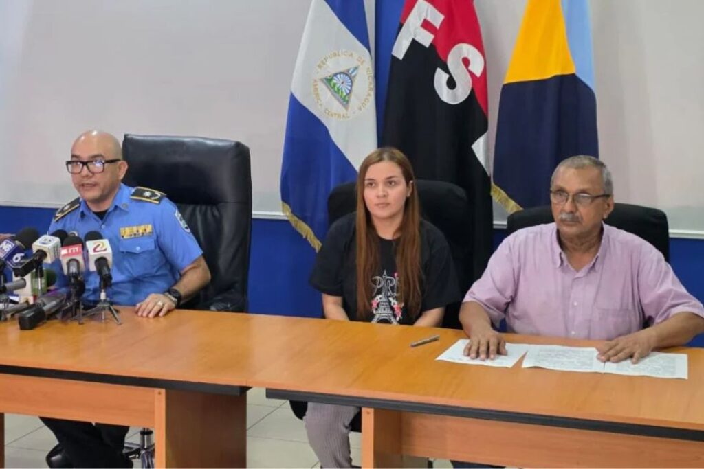 Estado se ensaña contra doctora que se reportó como desaparecida: Policía la expone y Minsa la suspende
