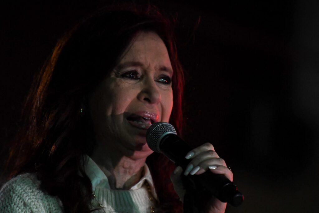 Justicia argentina confirma decomiso de US$454 millones y remate de 111 bienes de Cristina Fernández