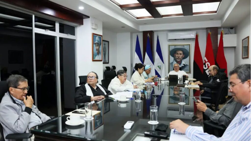 Murillo dice que consultarán con empresarios y diplomáticos la reforma para abolir elecciones en Nicaragua