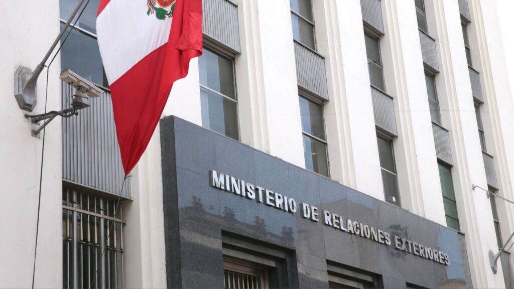 Perú insta a Ortega a desistir de eliminar elecciones en Nicaragua