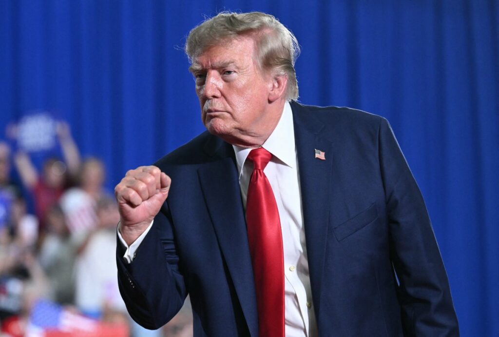Jueza de EEUU anula la suspensión de visas impuesta por Trump a 75 países