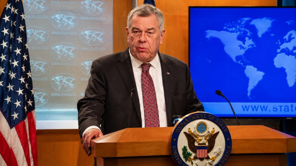 Michael Kozak se va del Departamento de Estado; fue uno de las más duros de Washington contra Ortega