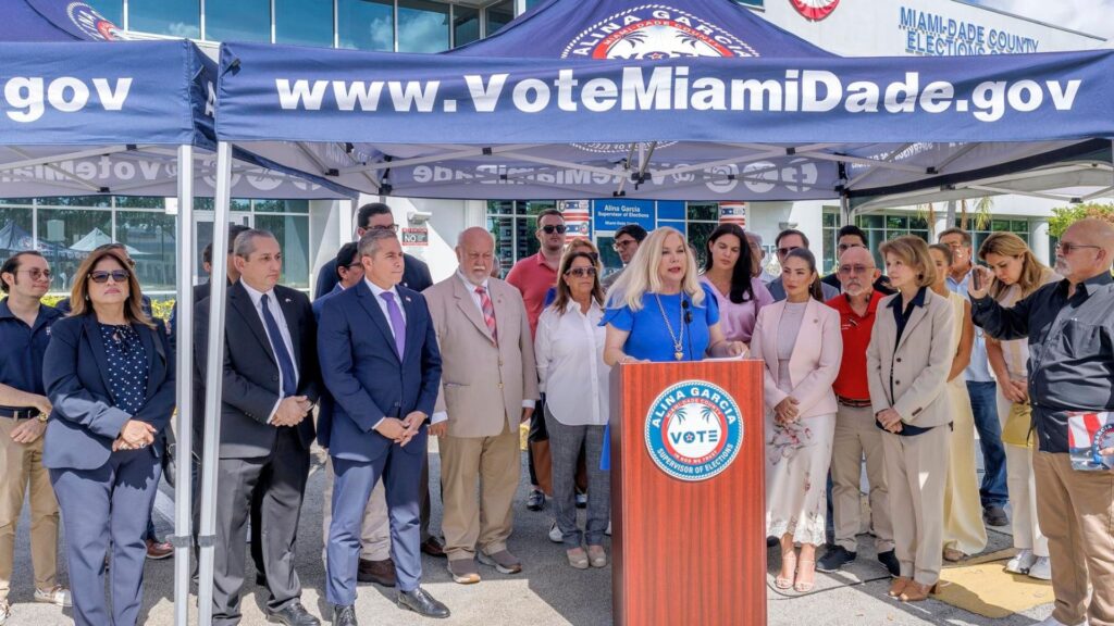 Nicaragüenses en Miami exigen a Trump que capture a Ortega