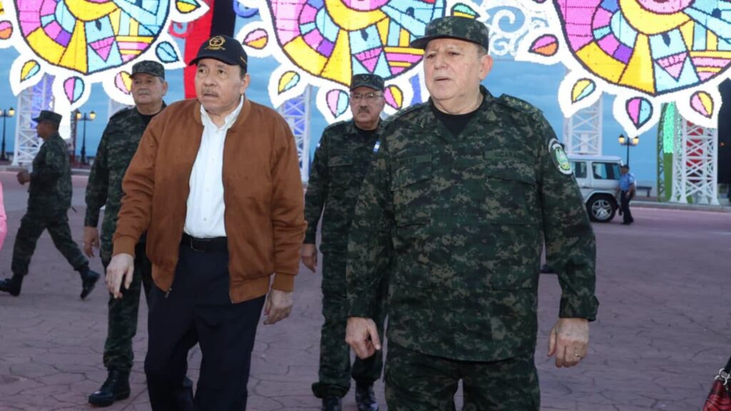 Avilés amarra al Ejército a la dictadura y hasta replica discurso de odio: llama «traidores», «vendepatria» y «vividores» a opositores