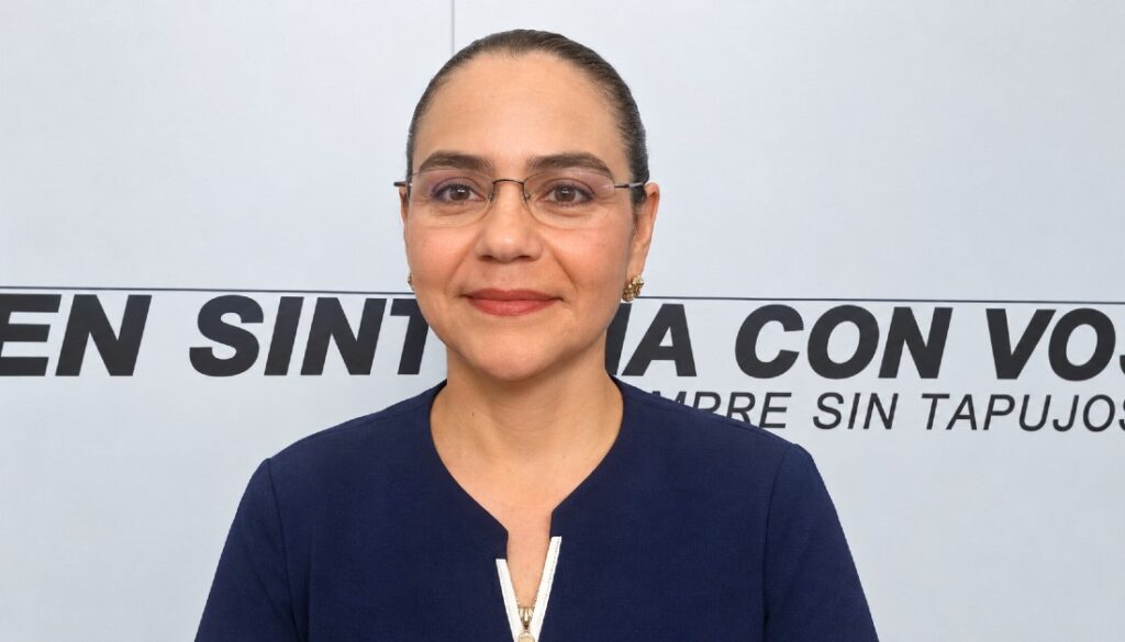 Deykel Santamaría asumirá la conducción de Café con Voz, programa que «incomoda a la dictadura»