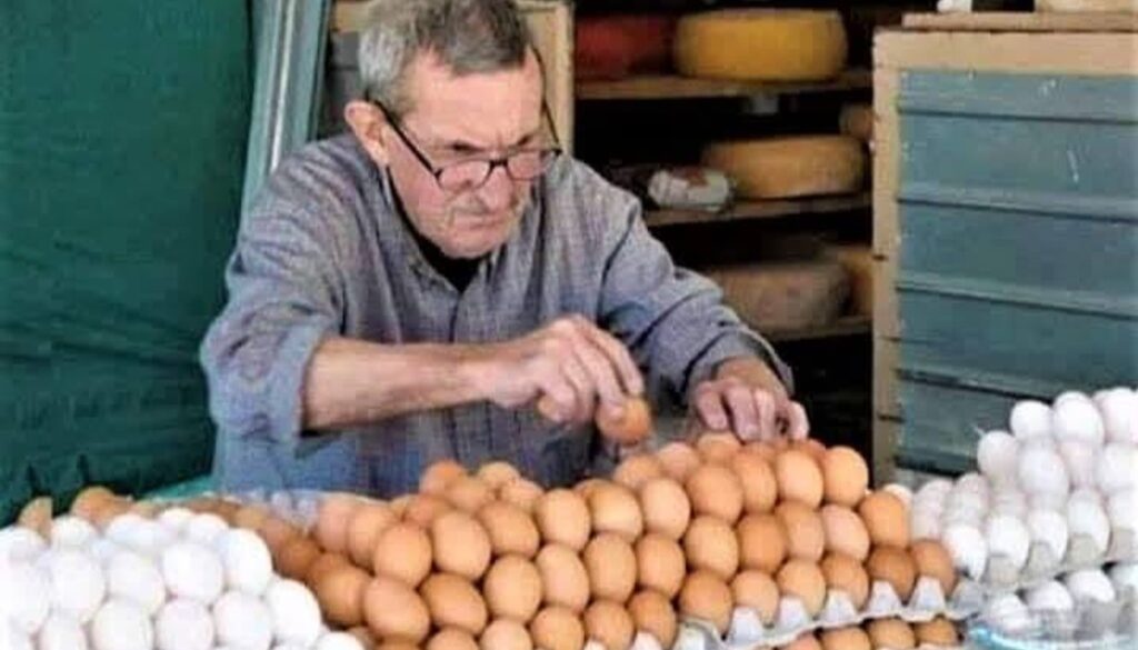 Nicaragüenses ven como un lujo comer carne y huevos ante el encarecimiento de la vida