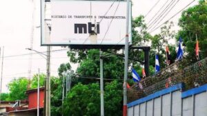 Ortega y Murillo cambian a la secretaria general del MTI